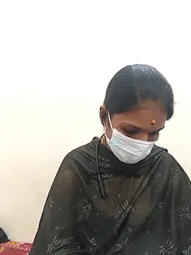 Tamil Yalini12 online show from November 13, 2025, 7:51 pm