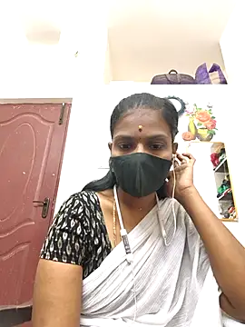 Tamil Yalini12 online show from April 6, 2026, 11:06 pm