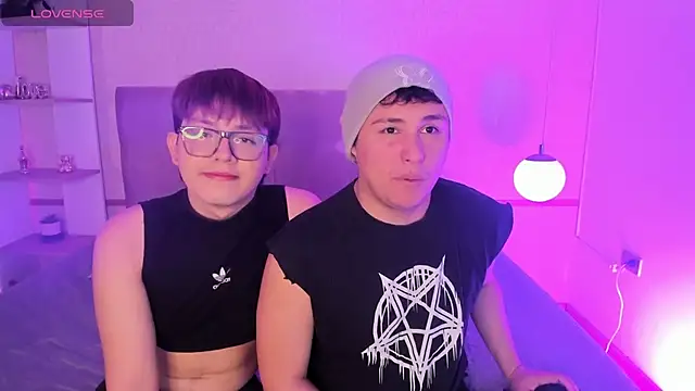 Boy2Boy Aheat online show from October 11, 2025, 12:28 pm