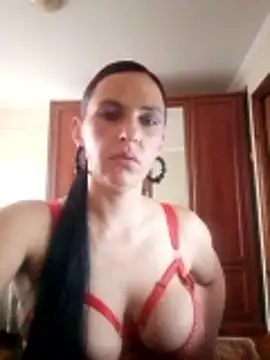 LaraDiva7799 online show from November 14, 2025, 1:04 pm