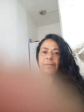 Snapshot of lucineia7 chatting on December 17, 2025, 10:15 pm lucineia7 online show from December 17, 2025, 10:15 pm