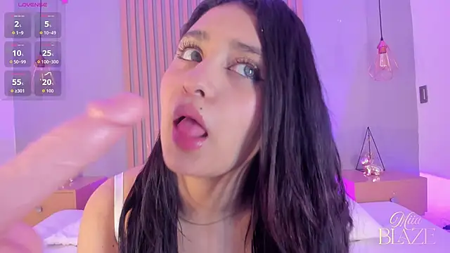 miia blaze online show from April 18, 2026, 11:56 am