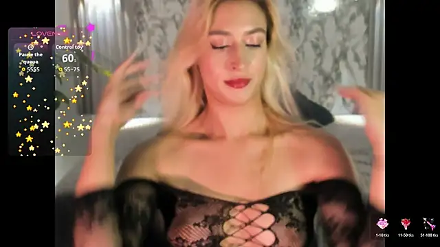 Snapshot of Dulcinea_2 chatting on November 22, 2025, 6:07 pm Dulcinea 2 online show from November 22, 2025, 6:07 pm