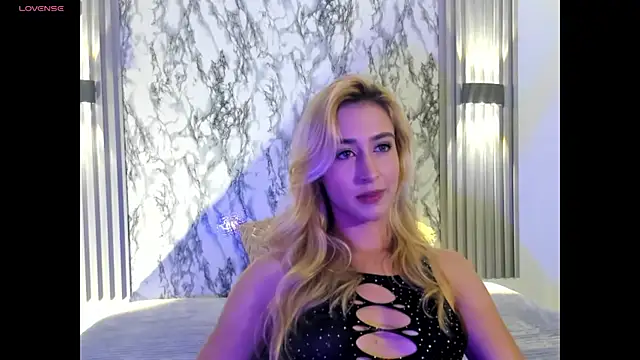 Snapshot of Dulcinea_2 chatting on November 4, 2025, 7:06 pm Dulcinea 2 online show from November 4, 2025, 7:06 pm