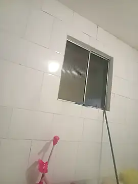 Snapshot of PrettahSantos chatting on February 19, 2026, 1:30 pm PrettahSantos online show from February 19, 2026, 1:30 pm