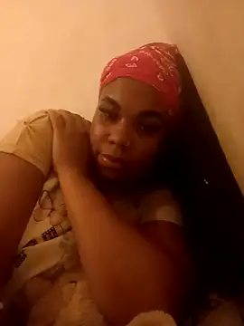 Snapshot of PrettahSantos chatting on February 23, 2026, 1:40 am PrettahSantos online show from February 23, 2026, 1:40 am