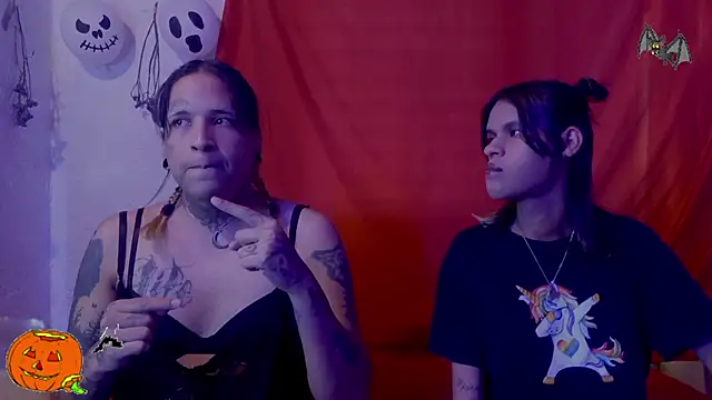 Couple Moth666 online show from October 24, 2025, 12:37 pm