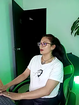 VictoriaSpenser online show from November 14, 2025, 8:23 pm