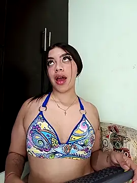 Snapshot of tamy_01 chatting on October 28, 2025, 2:38 pm tamy 01 online show from October 28, 2025, 2:38 pm