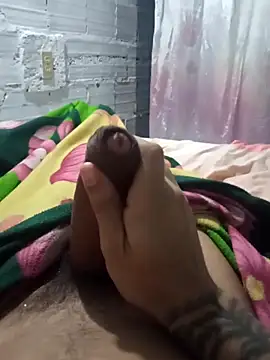 Deiyerpp online show from December 19, 2025, 3:21 am