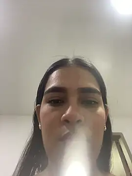 Valery lux16 online show from February 4, 2026, 9:10 pm