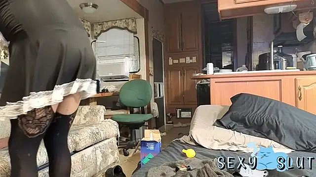 Clouds 4play online show from November 23, 2025, 1:43 pm