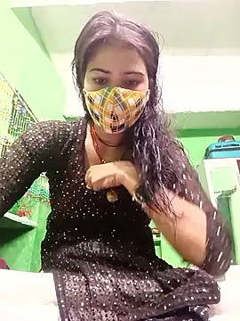 Snapshot of Maya6060 chatting on October 13, 2025, 9:44 am Maya6060 online show from October 13, 2025, 9:44 am