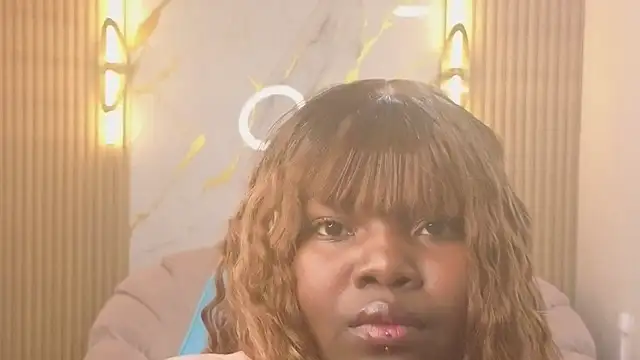 Soffia b online show from November 26, 2025, 8:09 pm