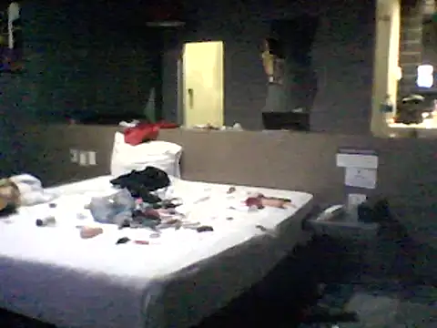 transreyna online show from February 21, 2025, 12:27 pm