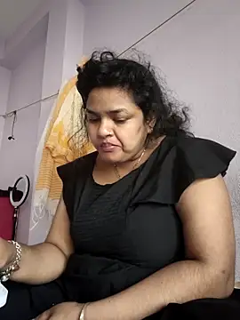 Snapshot of Deborbhavi222 chatting on February 13, 2026, 8:36 am Deborbhavi222 online show from February 13, 2026, 8:36 am