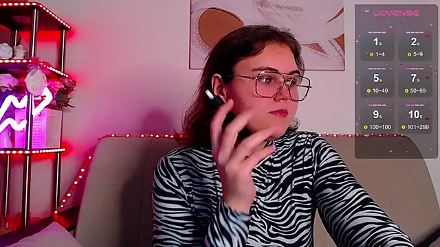  online show from December 16, 2025, 3:44 am