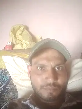 Snapshot of masterillobey97 chatting on October 6, 2025, 5:41 am masterillobey97 online show from October 6, 2025, 5:41 am