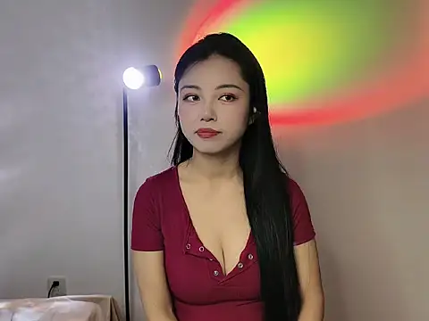 susu125216 online show from December 3, 2025, 7:08 am