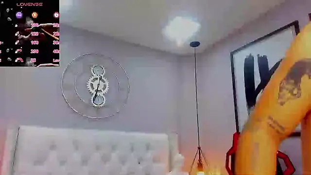 Snapshot of wildthor26 chatting on October 9, 2025, 7:42 am wildthor26 online show from October 9, 2025, 7:42 am