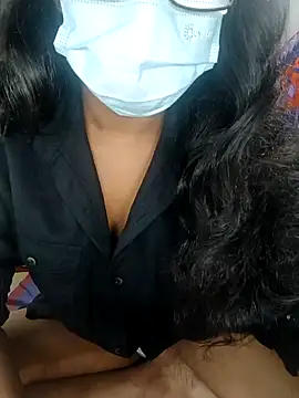 Snapshot of sexybolegirl chatting on December 18, 2025, 4:44 pm sexybolegirl online show from December 18, 2025, 4:44 pm