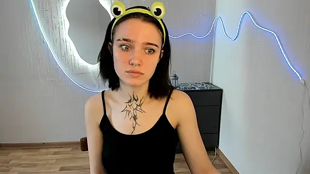 Snapshot of Elastikisss chatting on February 22, 2026, 4:04 am Elastikisss online show from February 22, 2026, 4:04 am