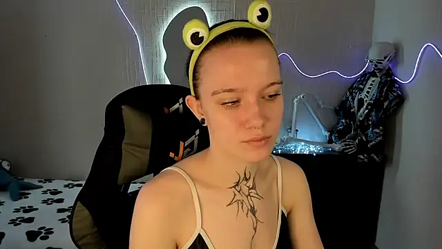 Elastikisss online show from April 4, 2026, 4:52 am