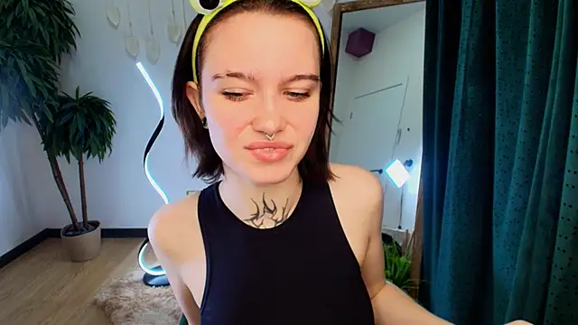 Elastikisss online show from November 25, 2025, 2:34 am