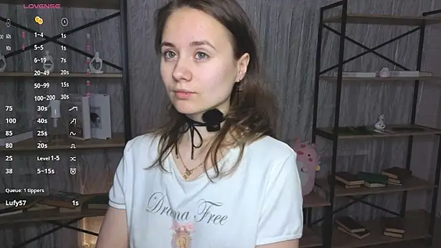 Crysta1Eva  online show from May 28, 2026, 7:42 pm