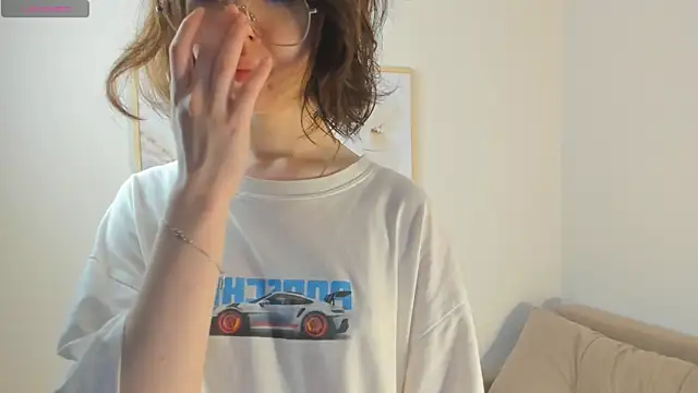 Veyaspace online show from October 11, 2025, 1:23 pm