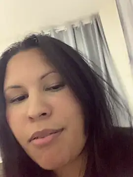 Snapshot of elisacnasc chatting on November 14, 2025, 5:33 am elisacnasc online show from November 14, 2025, 5:33 am