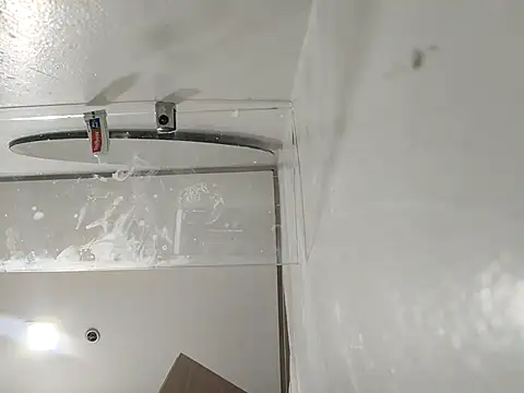 m011325 online show from October 25, 2025, 5:57 pm