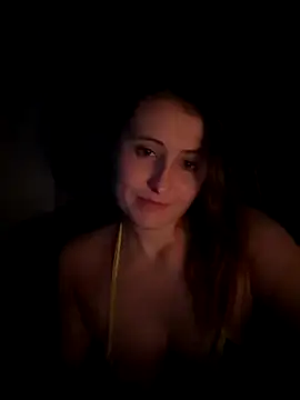 Ivybluexox online show from November 4, 2025, 9:40 pm