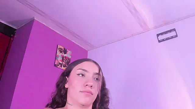 Snapshot of MegannP chatting on September 26, 2025, 8:49 pm MegannP online show from September 26, 2025, 8:49 pm