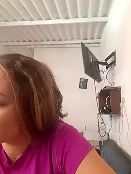 lindsay-rosee online show from April 14, 2026, 6:24 pm