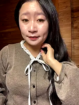 Snapshot of violet-00 chatting on November 22, 2025, 12:43 am violet-00 online show from November 22, 2025, 12:43 am