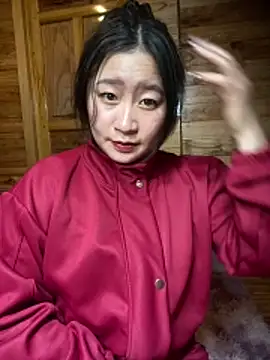 violet-00 online show from February 16, 2026, 2:27 pm