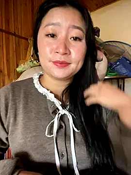 Snapshot of violet-00 chatting on October 29, 2025, 2:54 am violet-00 online show from October 29, 2025, 2:54 am