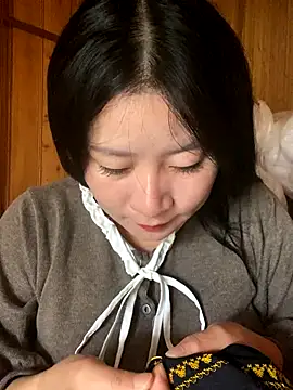 Snapshot of violet-00 chatting on October 26, 2025, 12:55 am violet-00 online show from October 26, 2025, 12:55 am