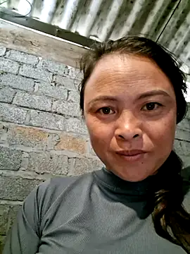 xuxulovezz online show from September 28, 2025, 2:29 am