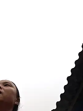 xuxulovezz online show from November 9, 2025, 9:13 am