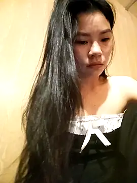 Snapshot of Suny_babyy chatting on November 6, 2025, 12:14 am Suny babyy online show from November 6, 2025, 12:14 am