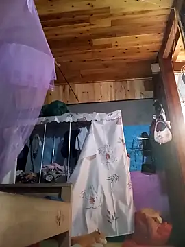 Snapshot of Suny_babyy chatting on October 30, 2025, 2:43 am Suny babyy online show from October 30, 2025, 2:43 am