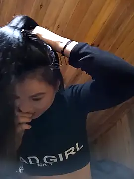 Snapshot of Suny_babyy chatting on November 4, 2025, 8:07 am Suny babyy online show from November 4, 2025, 8:07 am