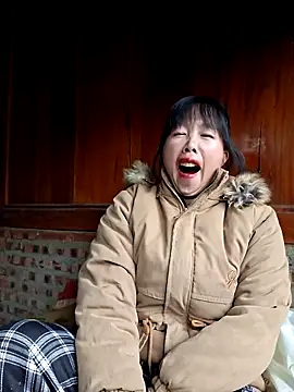 helenzz online show from November 19, 2025, 1:16 am