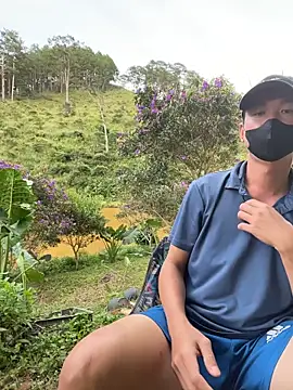 Snapshot of helen-my chatting on November 10, 2025, 7:46 am helen-my online show from November 10, 2025, 7:46 am