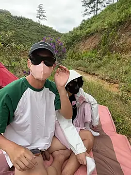 Snapshot of helen-my chatting on October 27, 2025, 7:31 am helen-my online show from October 27, 2025, 7:31 am