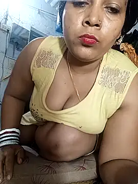 reya743 online show from September 22, 2025, 6:36 pm