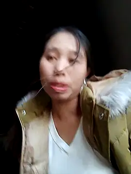 Snapshot of ruby-00 chatting on November 30, 2025, 2:01 am ruby-00 online show from November 30, 2025, 2:01 am