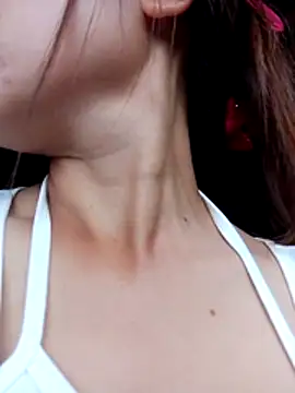 Snapshot of ruby-00 chatting on November 9, 2025, 4:49 am ruby-00 online show from November 9, 2025, 4:49 am